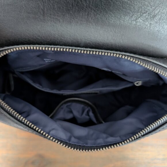 Matt and Nat cross body bag - Picture 4 of 5